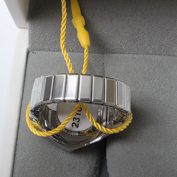 NEW Invicta Mini Angel Women's Ring Watch Pink Heart Dial 18.5mm (49571) #0594 - Picture 3 of 6